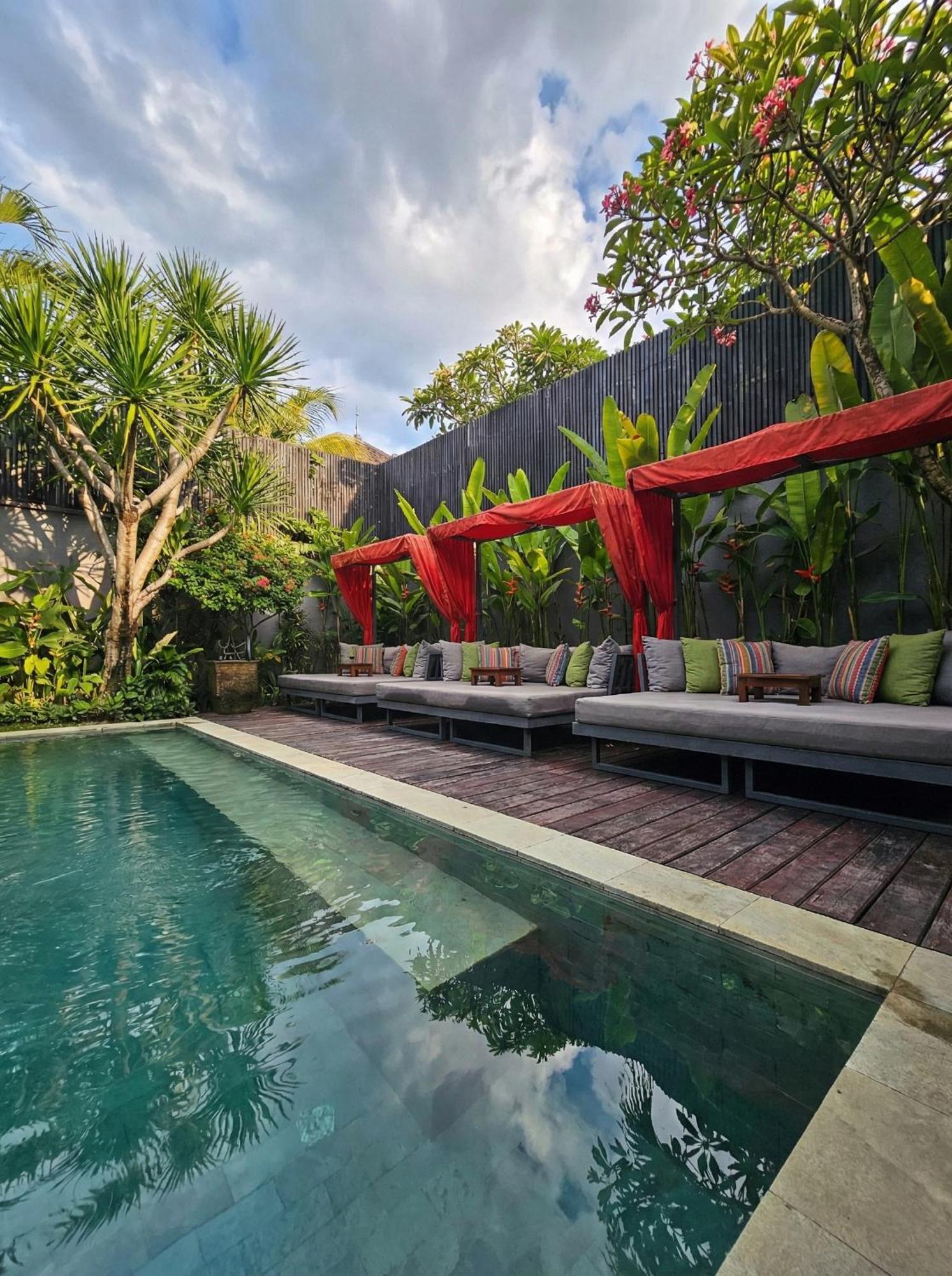 Three-Bedroom Villa Private Pool